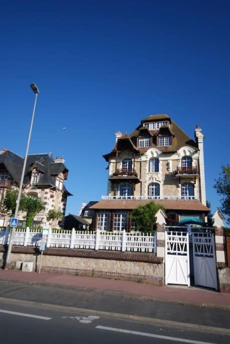 Les Embruns - Plein Ciel - Appartement 3Eme Etage Deauville Ngoại thất bức ảnh